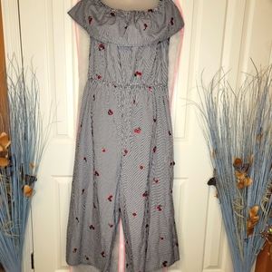 TACERA CAPRI JUMPER XL, NEVER WORN WOMENS